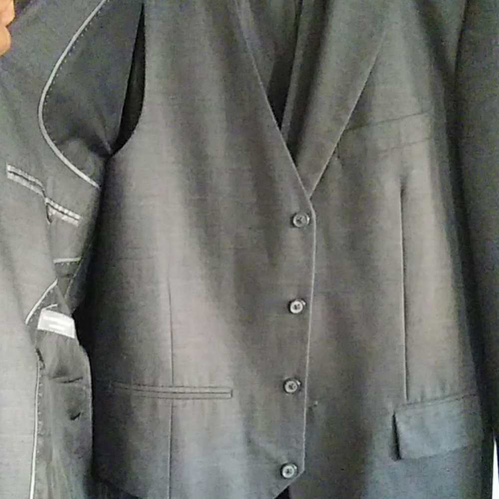 3pc - Picture 2 of 3